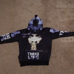 2Pac sweater